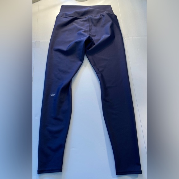 Alo Yoga High-waist Airlift legging Large Rich Navy NWOT - Picture 2 of 8